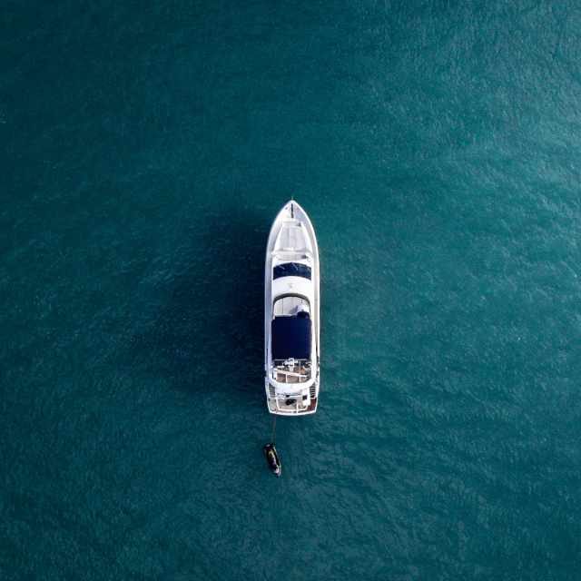 luxury-yacht-service[1]